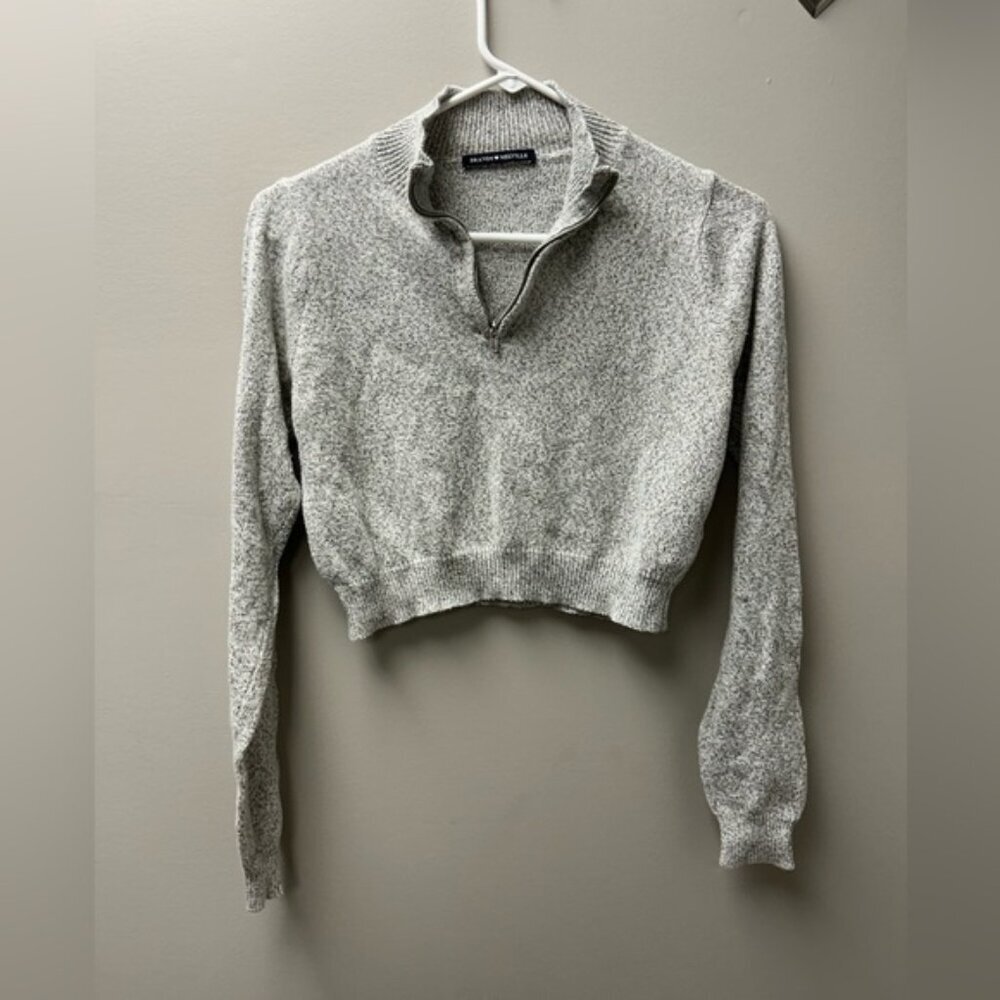 Brandy Melville Grey Peppered Quarter Zip Cropped Sweater